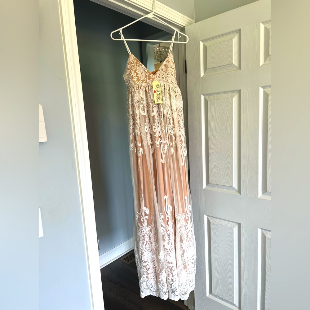 Southern Fried Chics XS tan/ivory dress Brand new